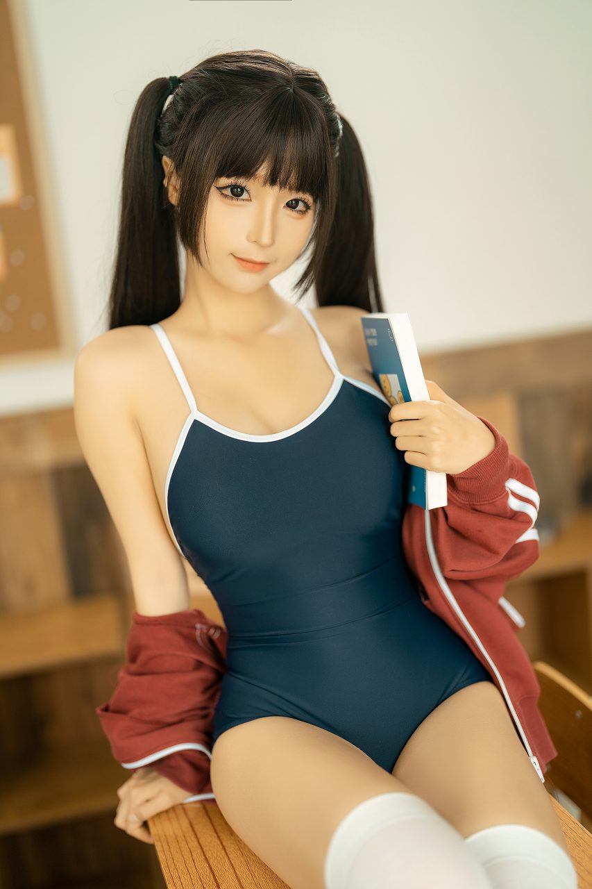 蠢沫沫写真 课间上演白丝死库水诱惑 蠢沫沫写真 课间上演白丝死库水诱惑